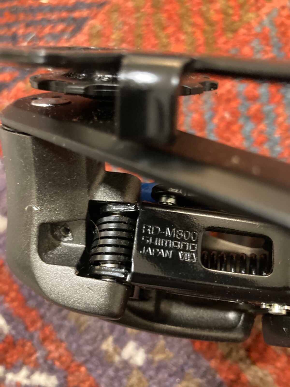 Shimano Saint FH-M800 rear hub and Shimano Saint RD-M800 SGS rear derailleur