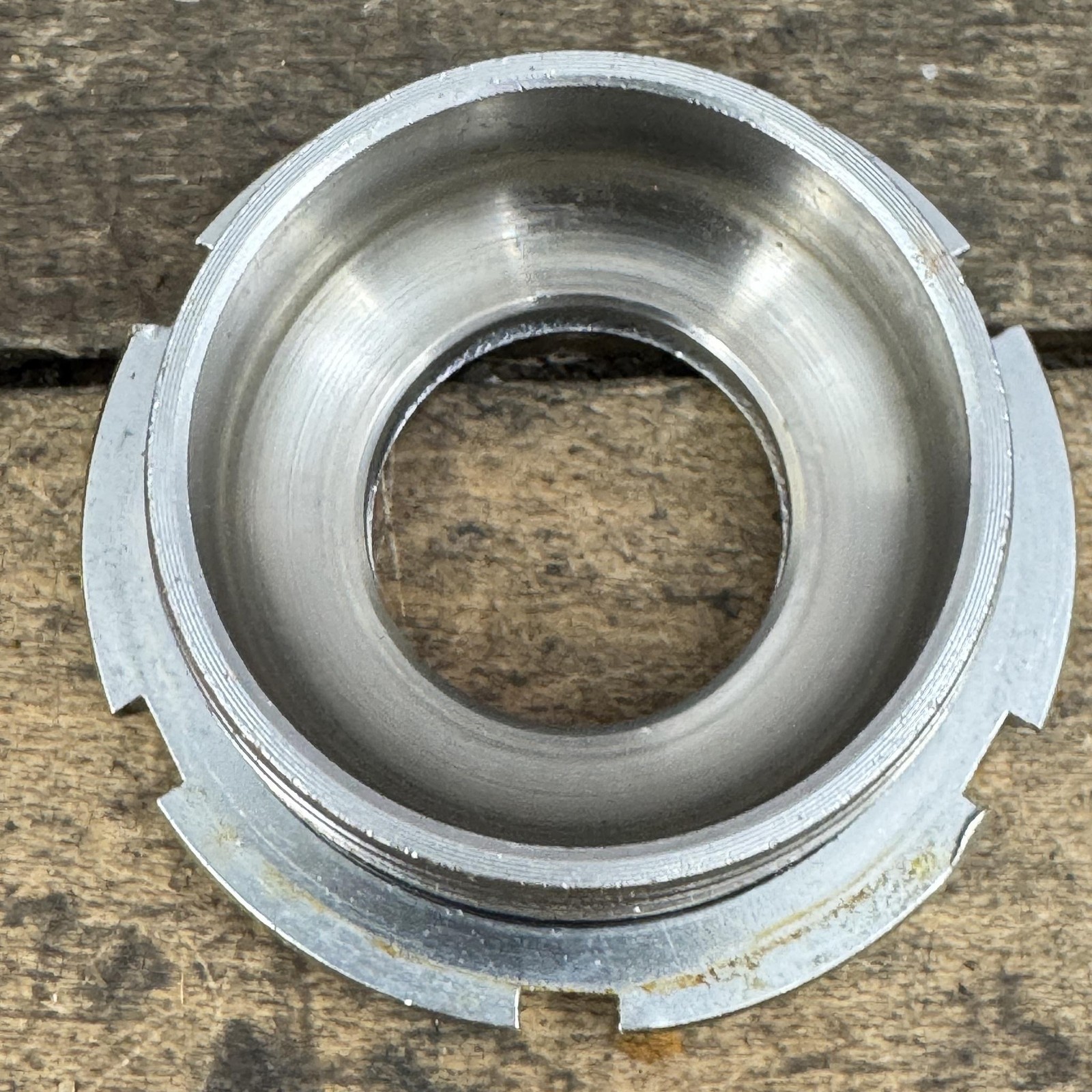 Vintage Shimano Deore Bottom Bracket 68mm 1.37×24 BSA JIS Square Taper Japan