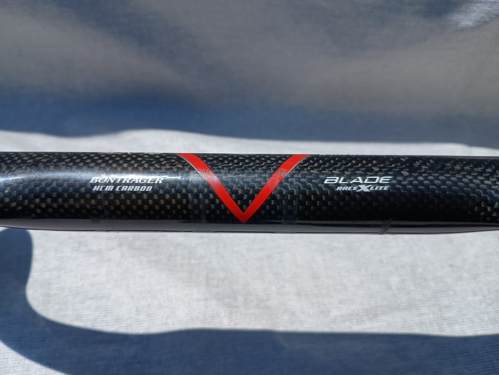 Bontrager Blade Race X Lite Carbon Drop Bar Handlebar 40cm, 31.8mm Black Red