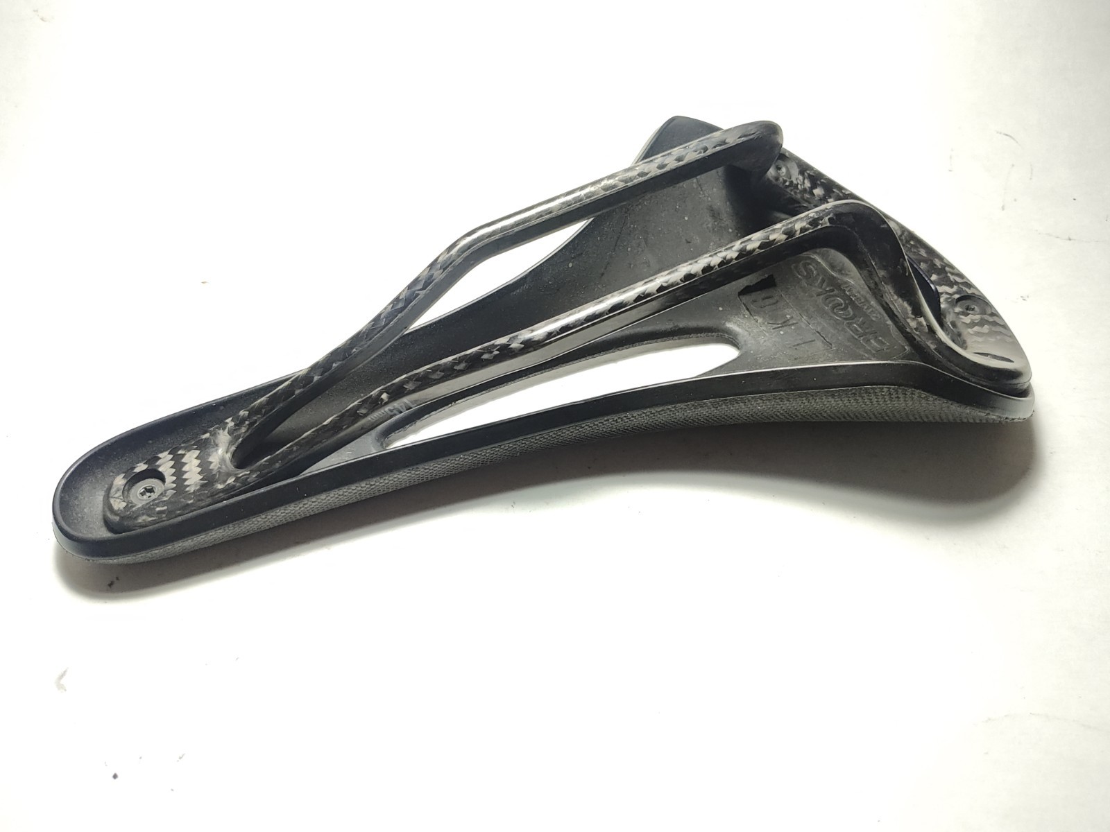 Brooks Cambium C13 carved saddle (145mm) with carbon rails – EUC