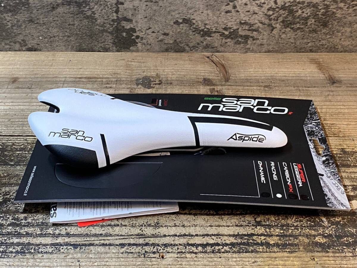 San Marco AspiDE 2 Racing Saddle Narrow XSiLiTE Rails Black and White 196g