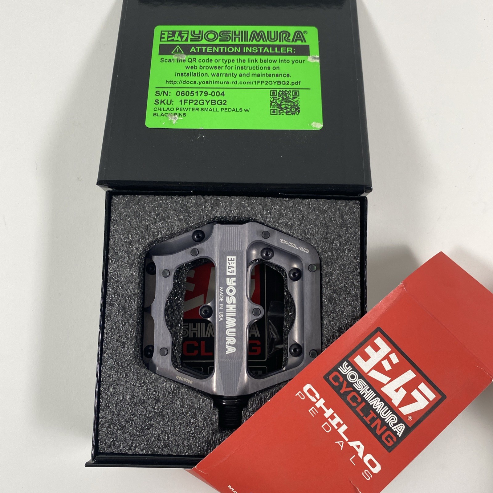Yoshimura Cycling Chilao Pedal 9/16” F Pedal Small Gray Pewter / Black Pins
