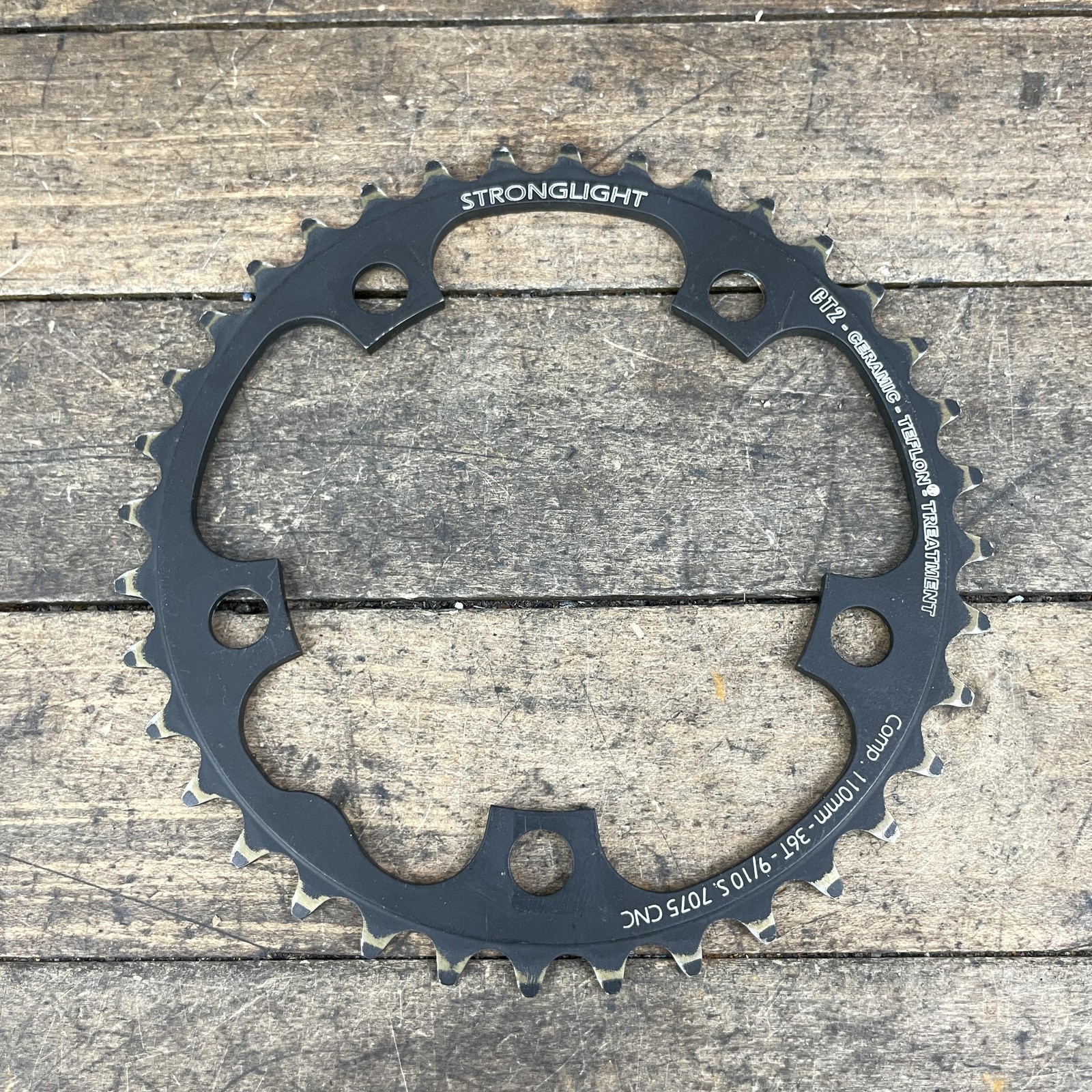 Vintage Stronglight CT2 36t Chainring Ceramic Treatment 36 Tooth 110 BCD 9s 10s