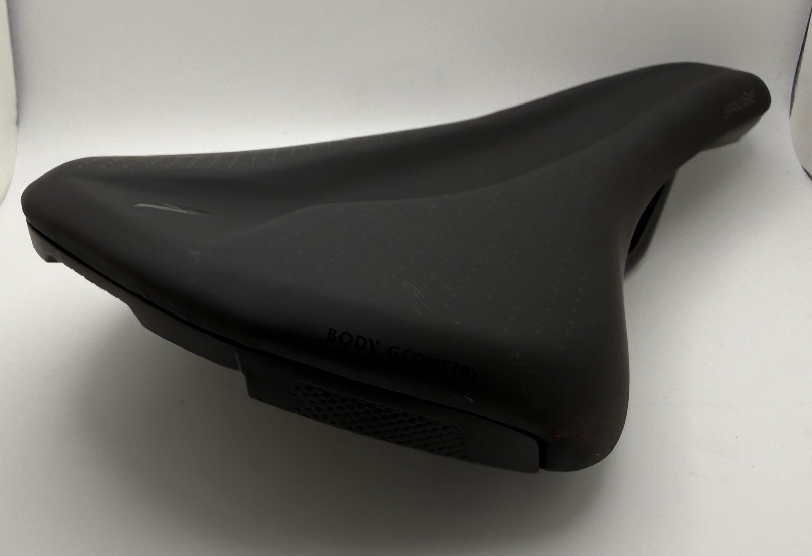 NOS Specialized Body Geometry Bridge Bicycle Seat 143mm