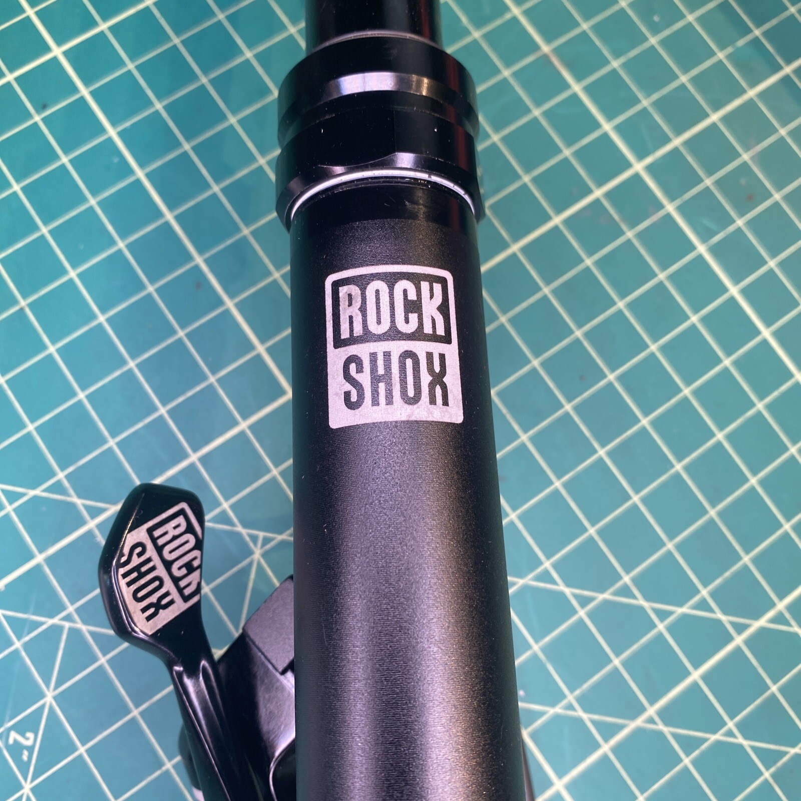 Rockshox Reverb Stealth Dropper 31.6mm 175mm Seatpost – Black