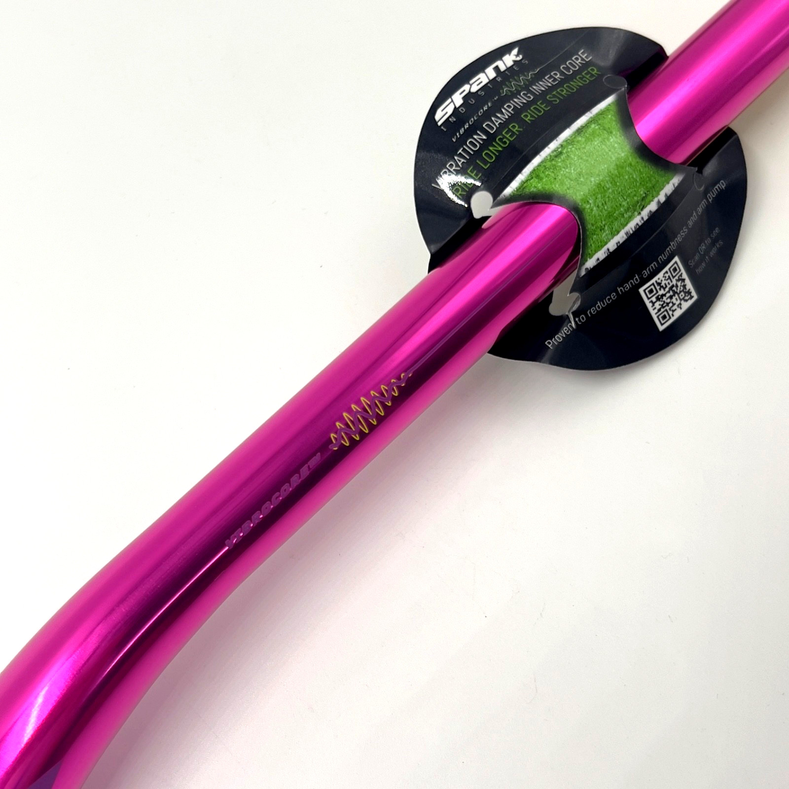 SPANK Spike 35 Vibrocore Handlebar 25mm Rise 820mm DH Enduro Pink Silver Limited