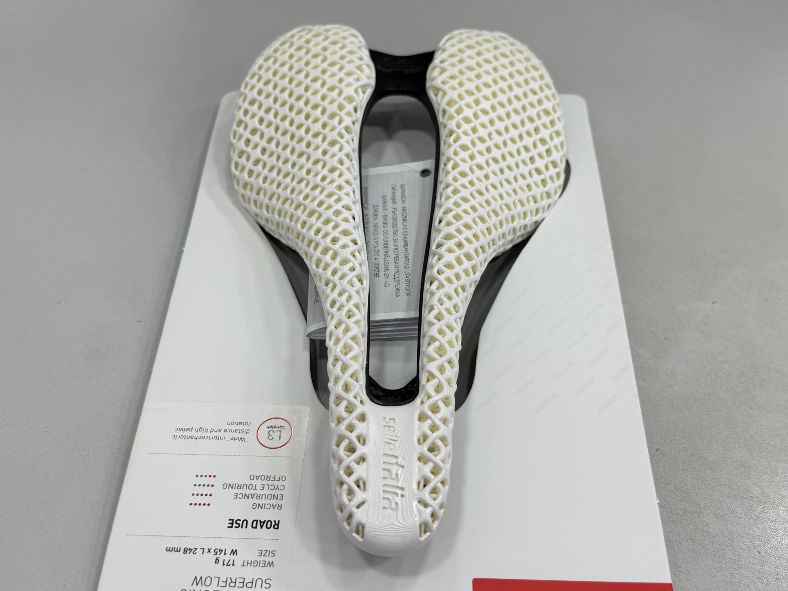 Selle Italia SLR Boost 3D Kit Carbon Superflow Saddle L3(145x248mm) White