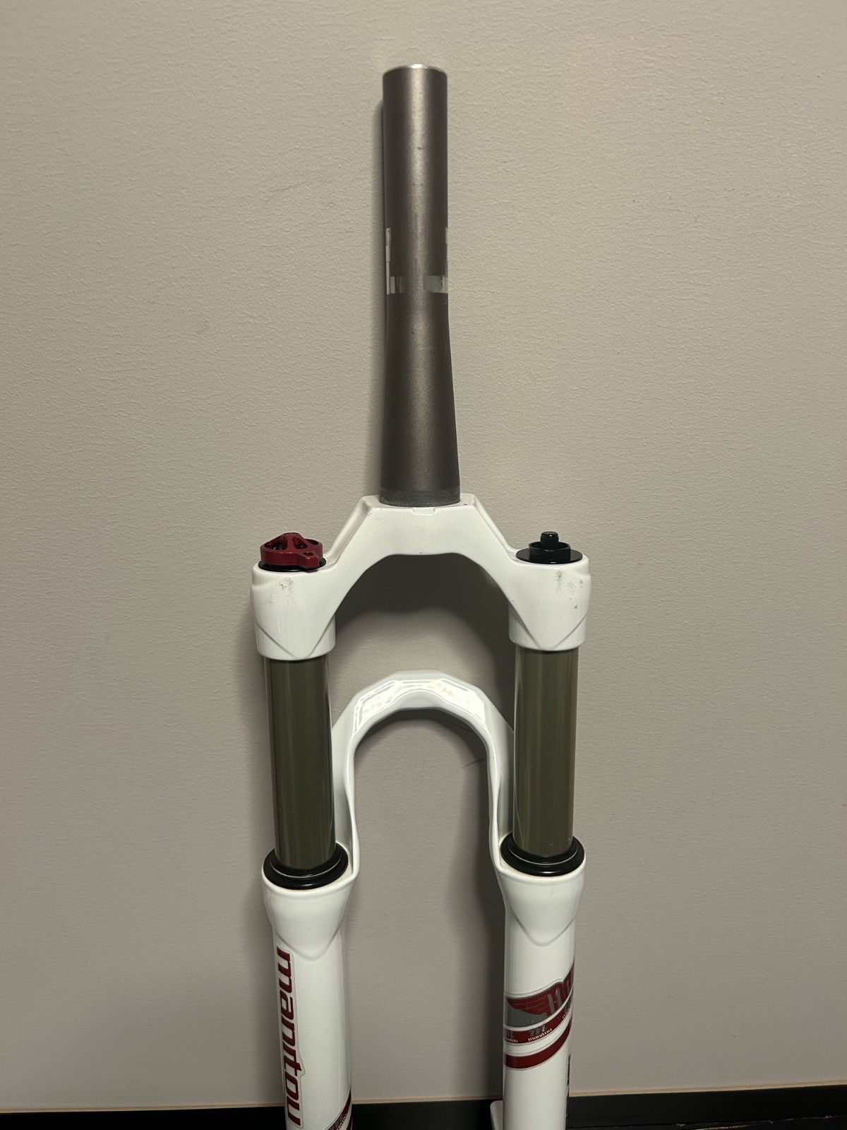NEW Manitou Marvel Expert 26″ Fork 100mm Travel Taper QR DSC