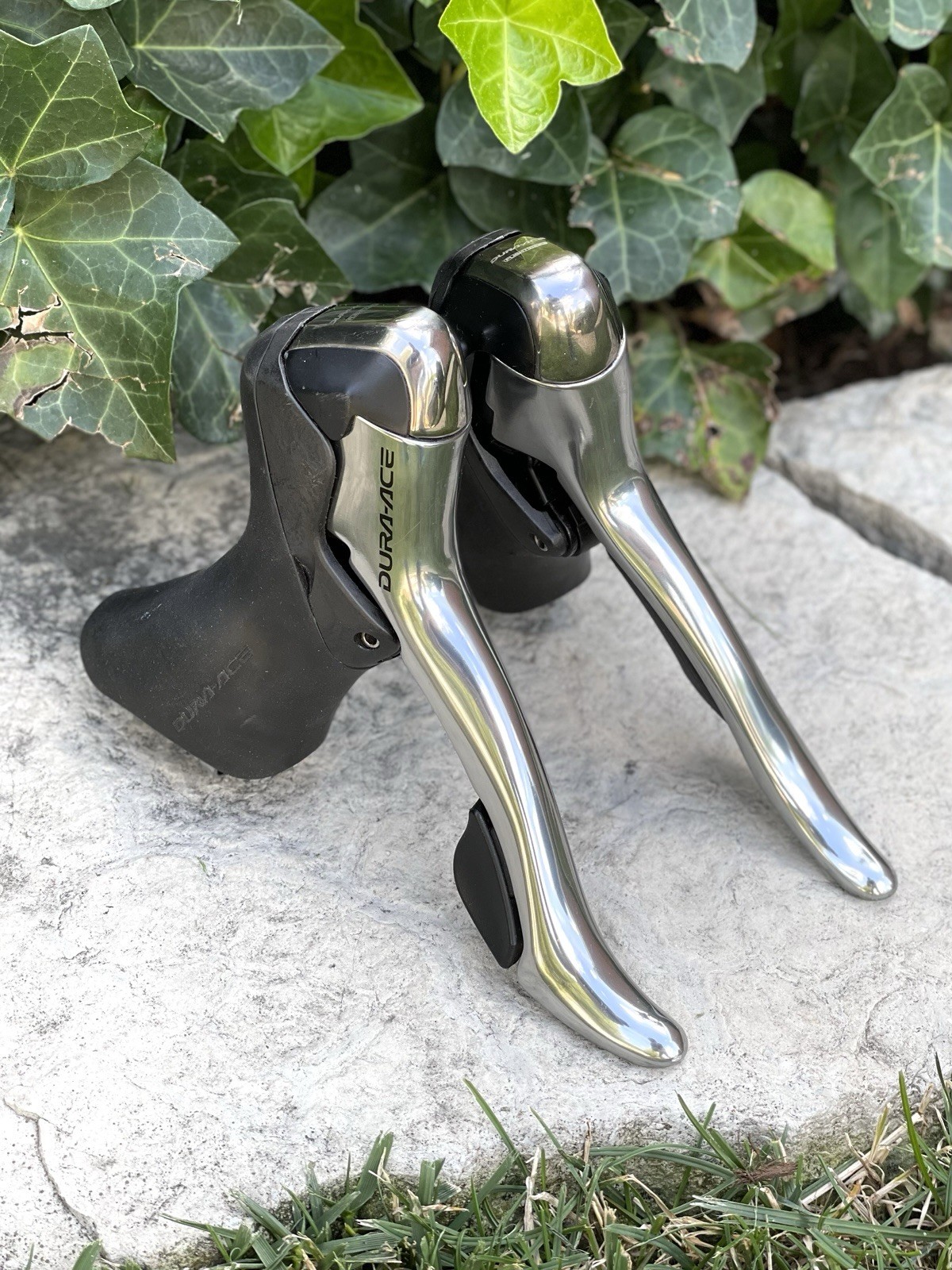 Shimano Dura Ace Shifters ST-7801 – 2×10 Speed Made in Japan Brifters
