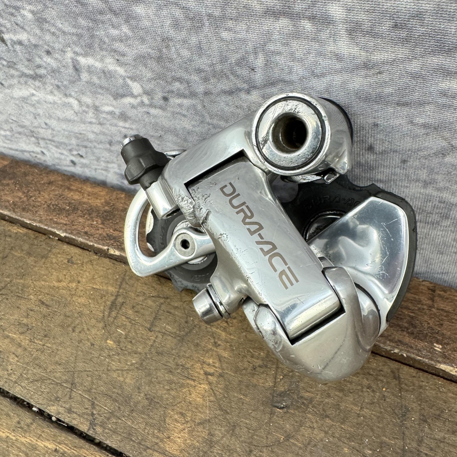 Vintage Shimano Dura-Ace RD-7700 Rear Derailleur 9 Speed Short Cage Silver 185g