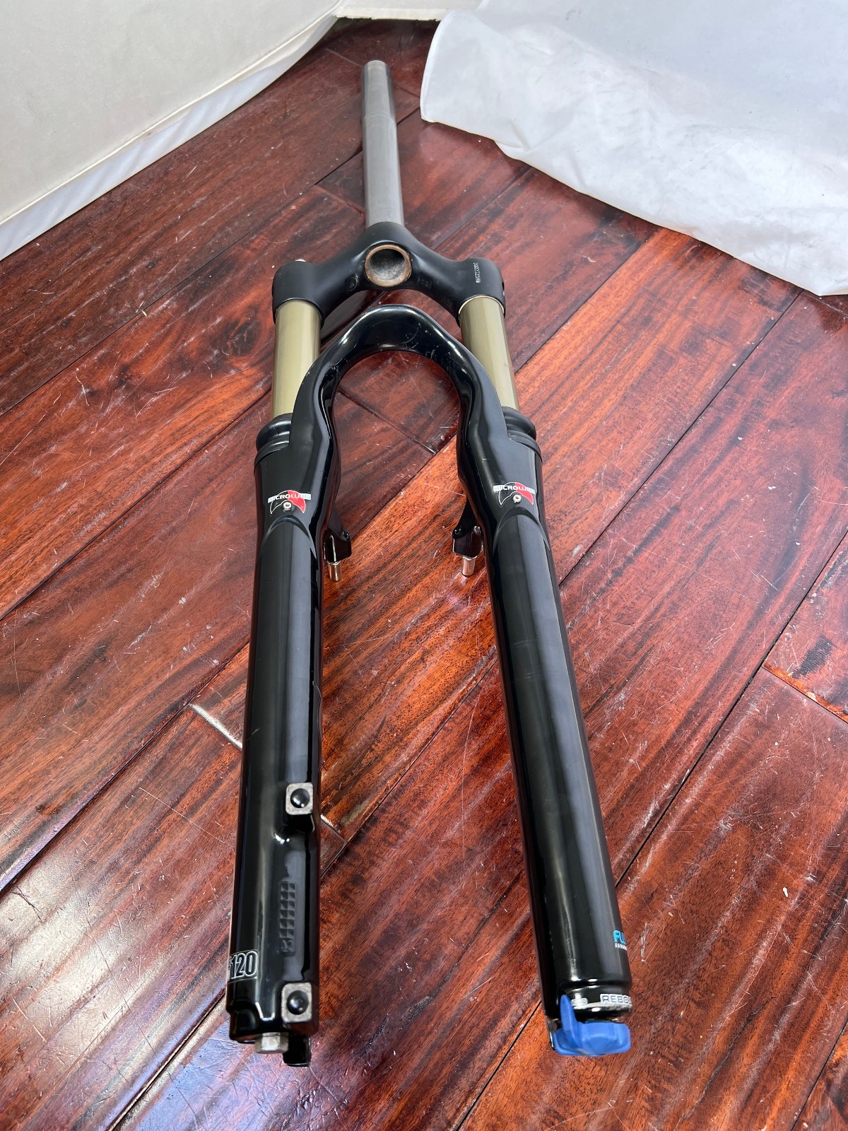 Vintage Manitou Black Fork 1-1/8” 100mm QR Disc/Rim 26″ leaking oil Retro MTB