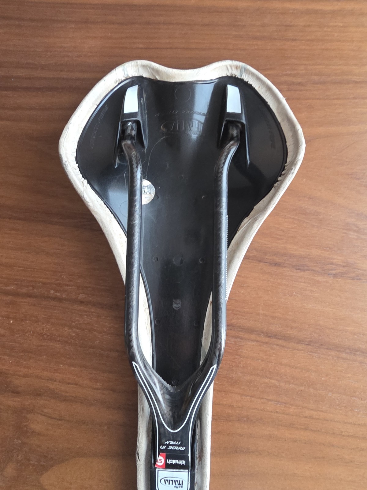 Selle Italia Carbon Saddle – White – idmatch S1 – Ultra Lightweight (125g)