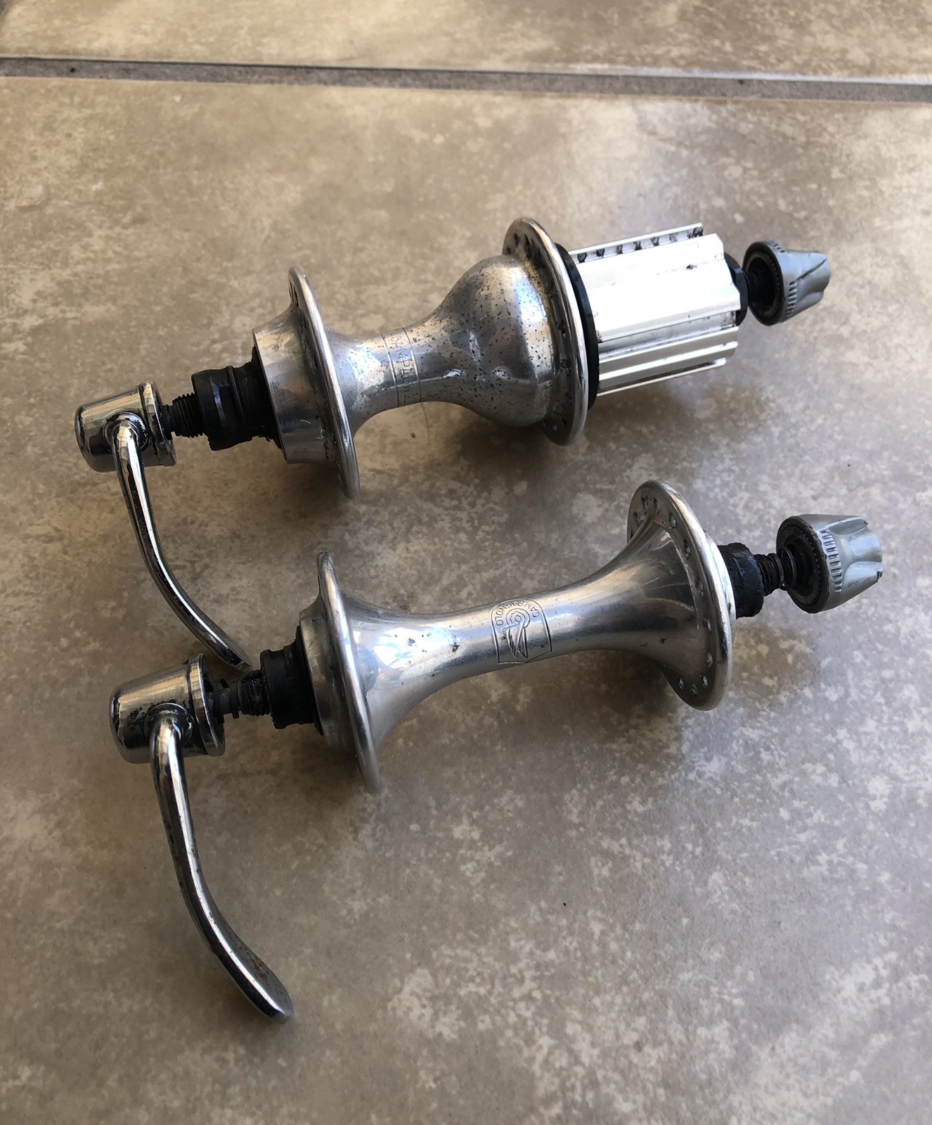 Campagnolo Veloce Hubset – 100mm/130mm – 32H – 9sp 10