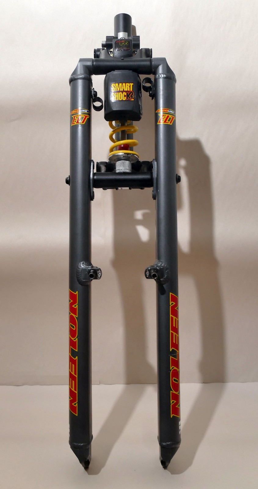 Noleen Crosslink Suspension Forks w/Smart Shock Easton 1 1/8″ Steerer 26″ Wheel