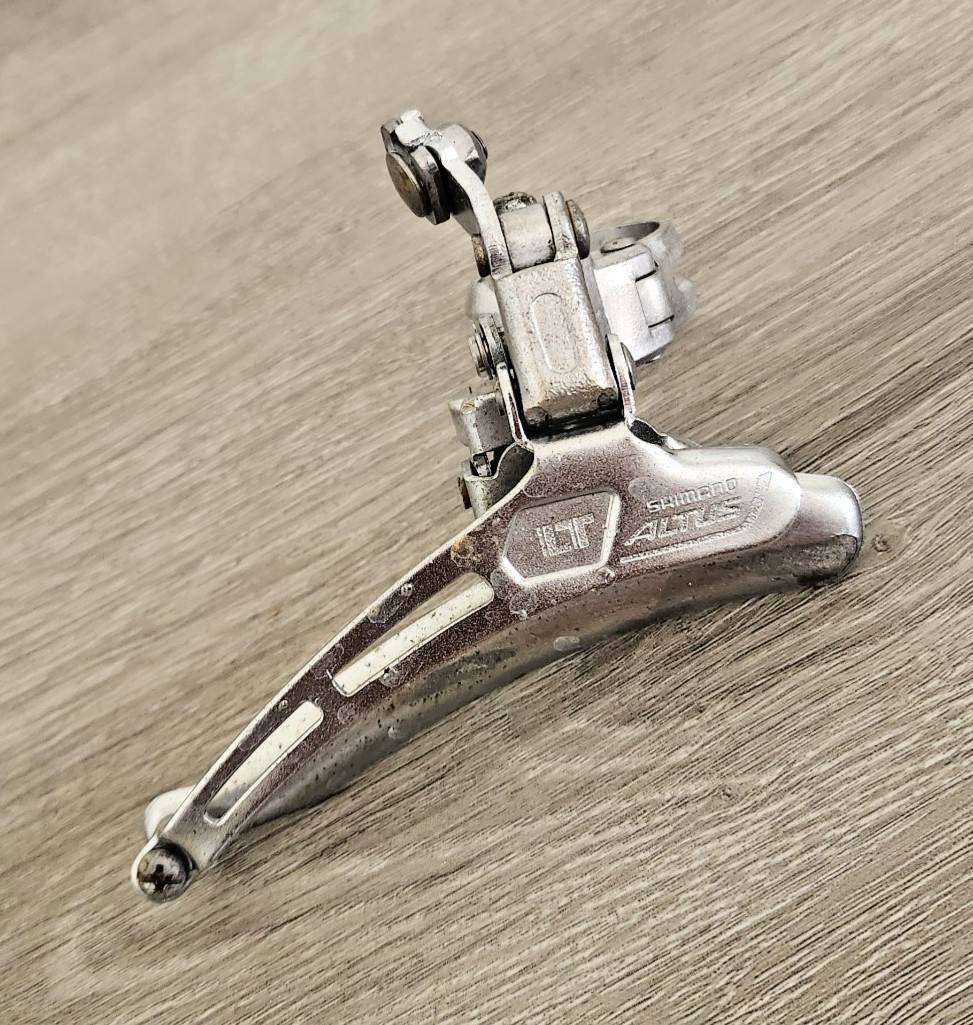 SHIMANO ALTUS FRONT DERAILLEUR 28.6 MM CLAMP 5, 6, OR 7 SPEED
