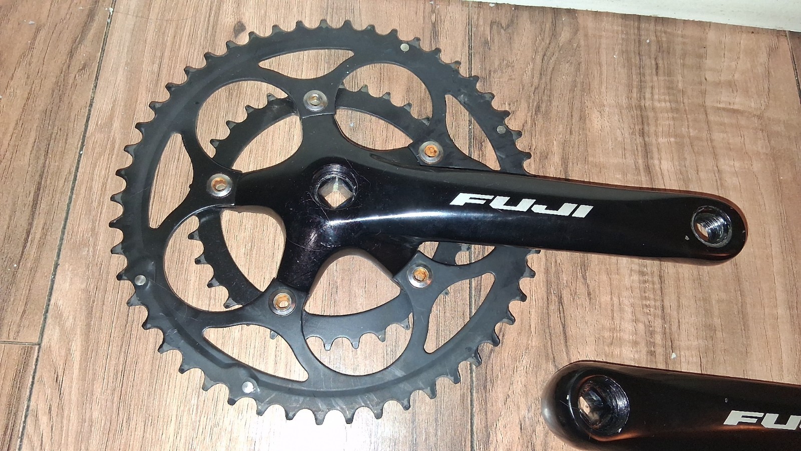 Fuji Roubaix 3.0 LE Crank Set Crankset for Road Bike Bicycle