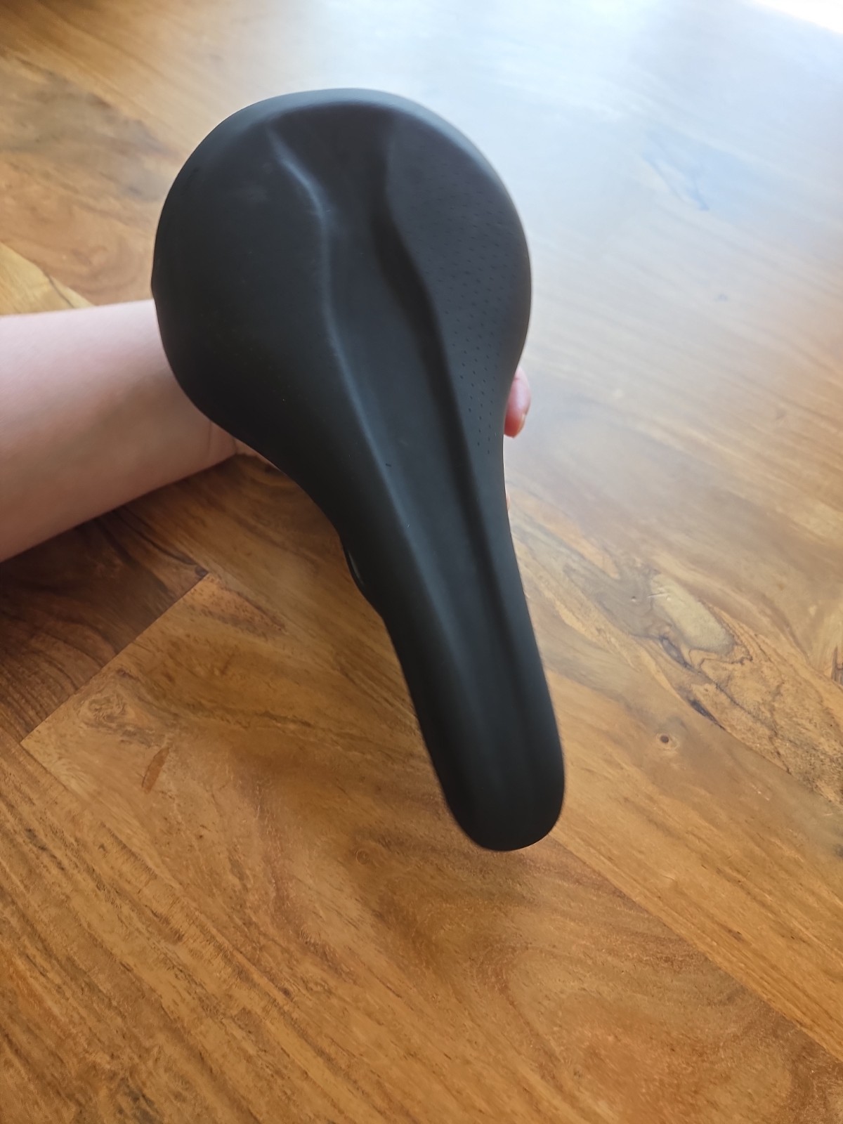 Specialized Bridge Sport Body geometry Cycling Saddle 143mm EXCELLENT