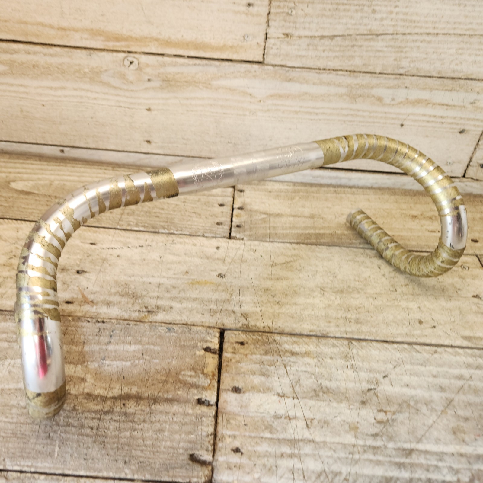 Nitto Universiade Special Road Bike Drop Handlebar 410mm 25.4mm Clamp Aluminum