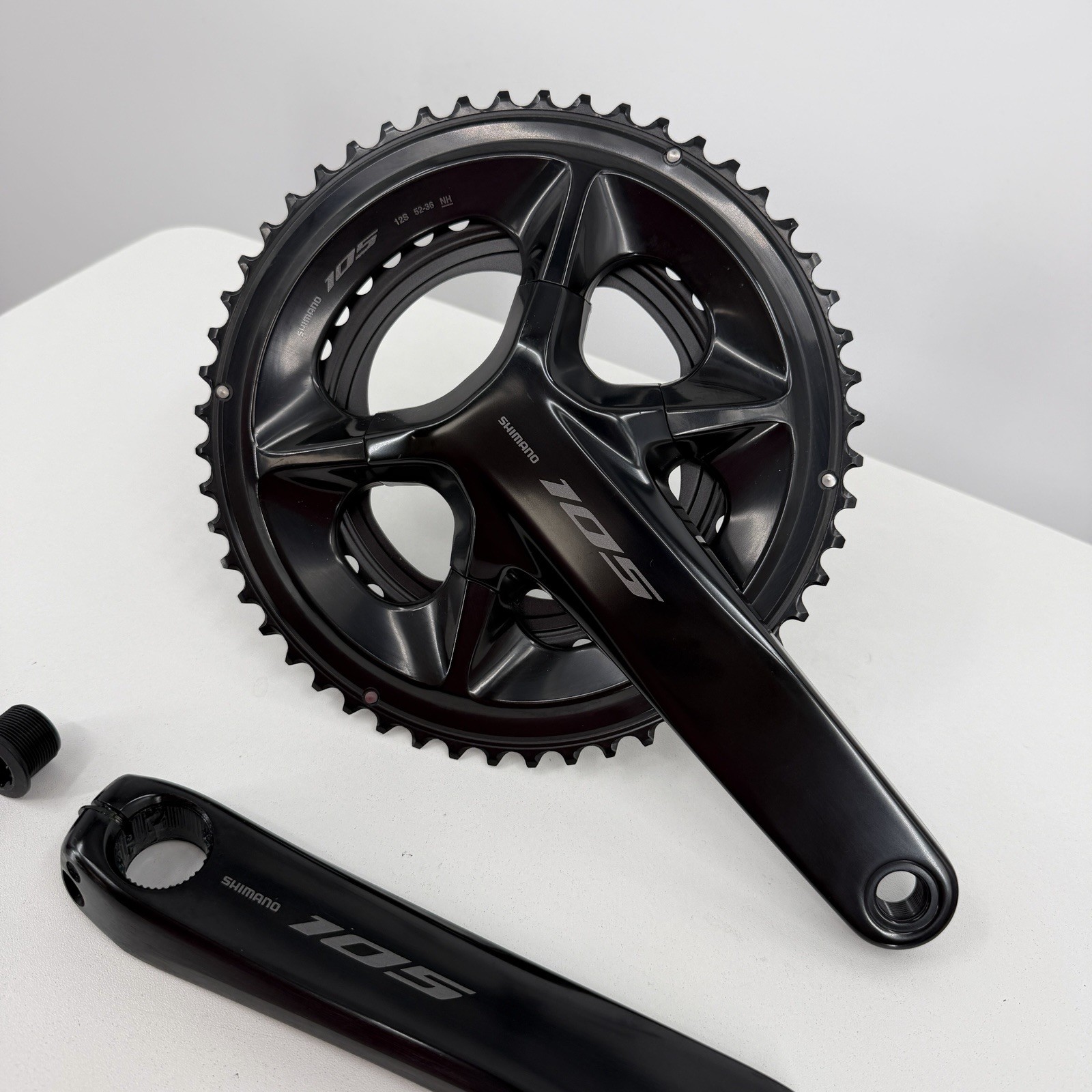 Shimano 105 FC-R7100 12-Speed Crankset 175mm 52-36T Black