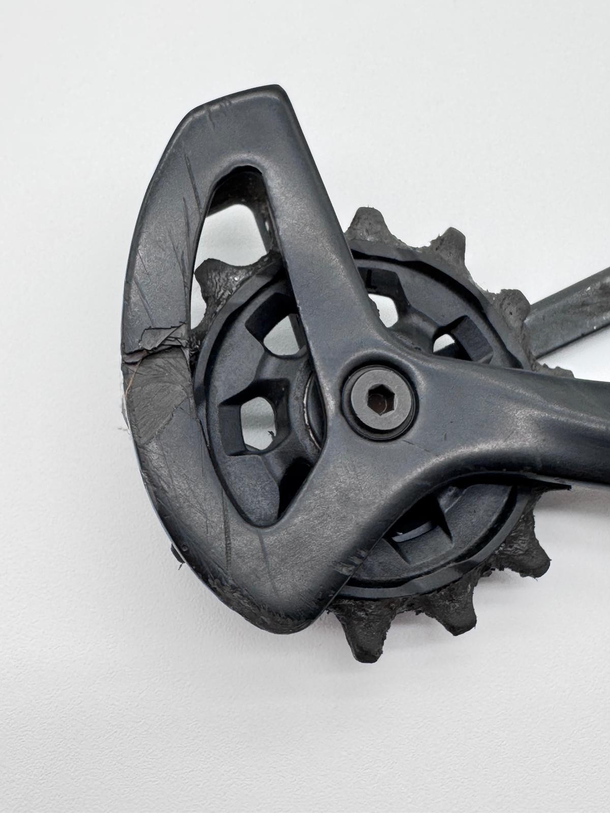 SRAM XX1 Eagle AXS Rear Derailleur – 12 Speed, Wireless Remote 1x Battery