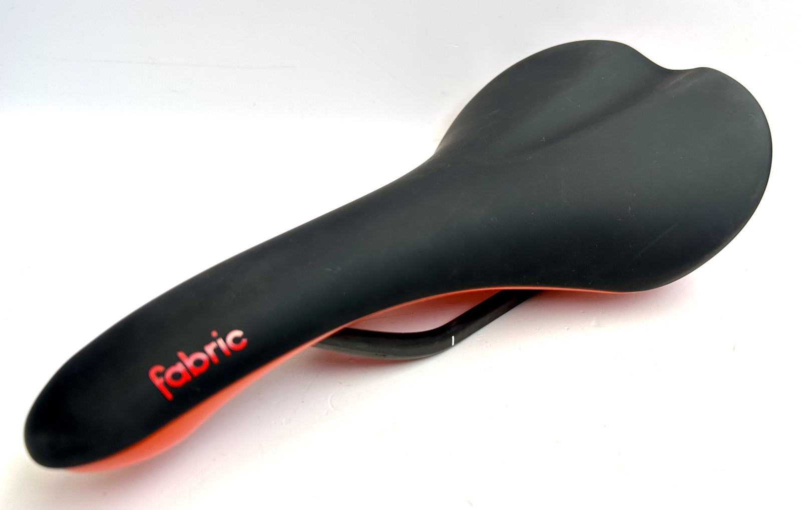 FABRIC SCOOP RADIUS ROAD / MTB SADDLE. CARBON RAILS. BLACK. 206 grams! NEW.