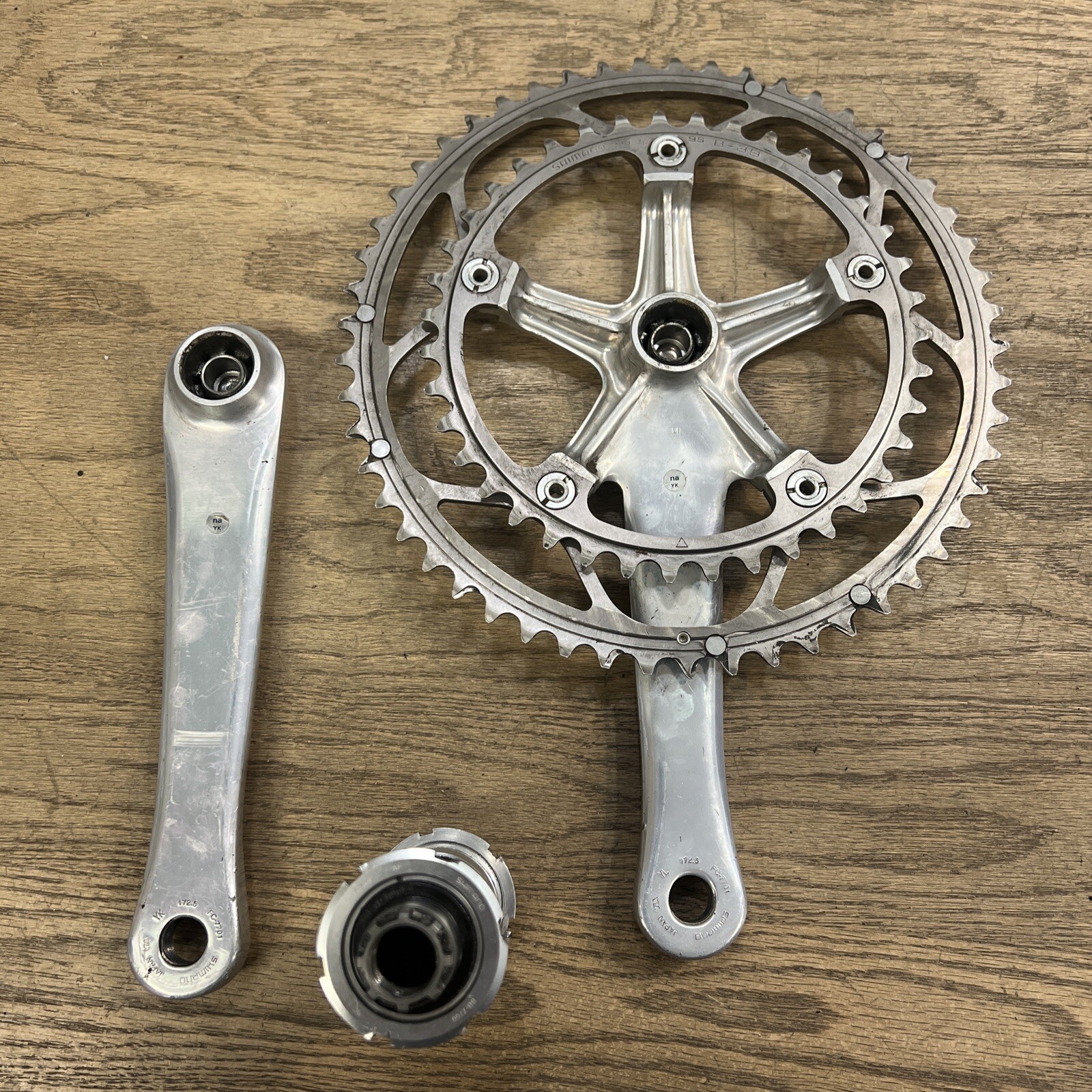 Shimano Dura Ace Crankset FC-7700 172.5mm 53/39 Double 130 BCD w/ BB-7700