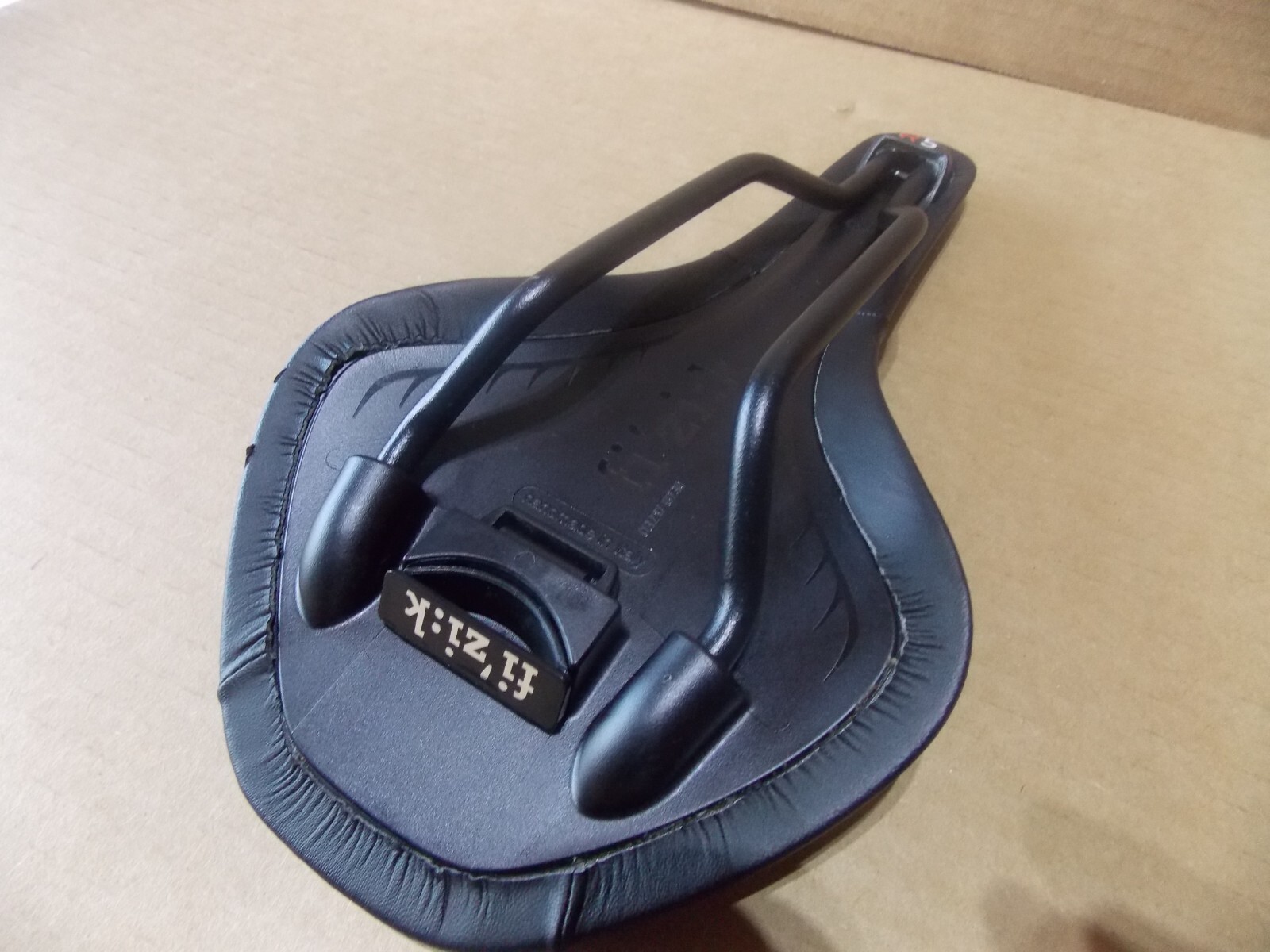 Fizik Antares R5 Bicycle Bike Saddle with Manganese Seat Rails nyc54