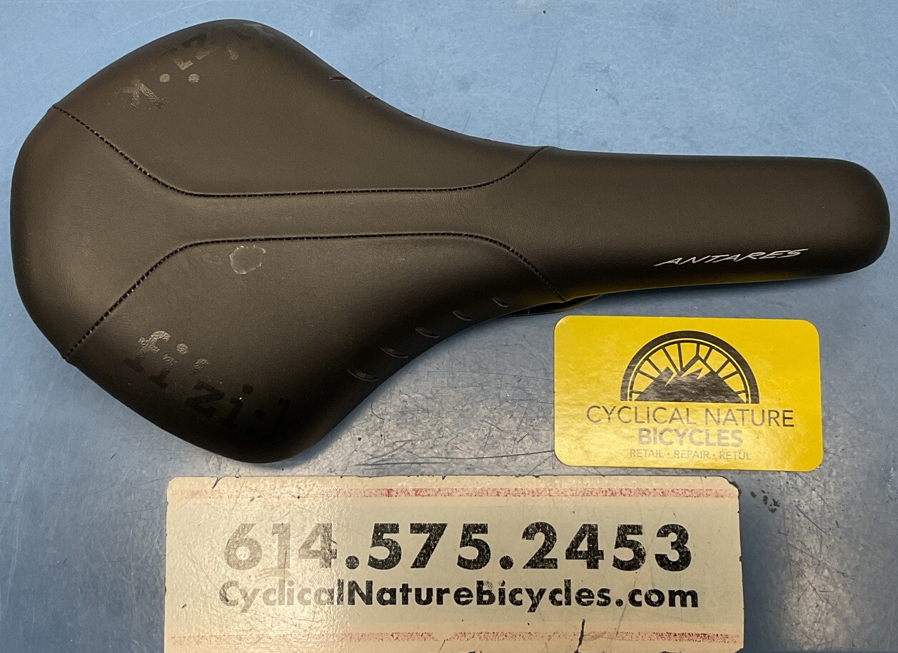 Fizik fi’zi:k Antares R7 Saddle 140x280mm
