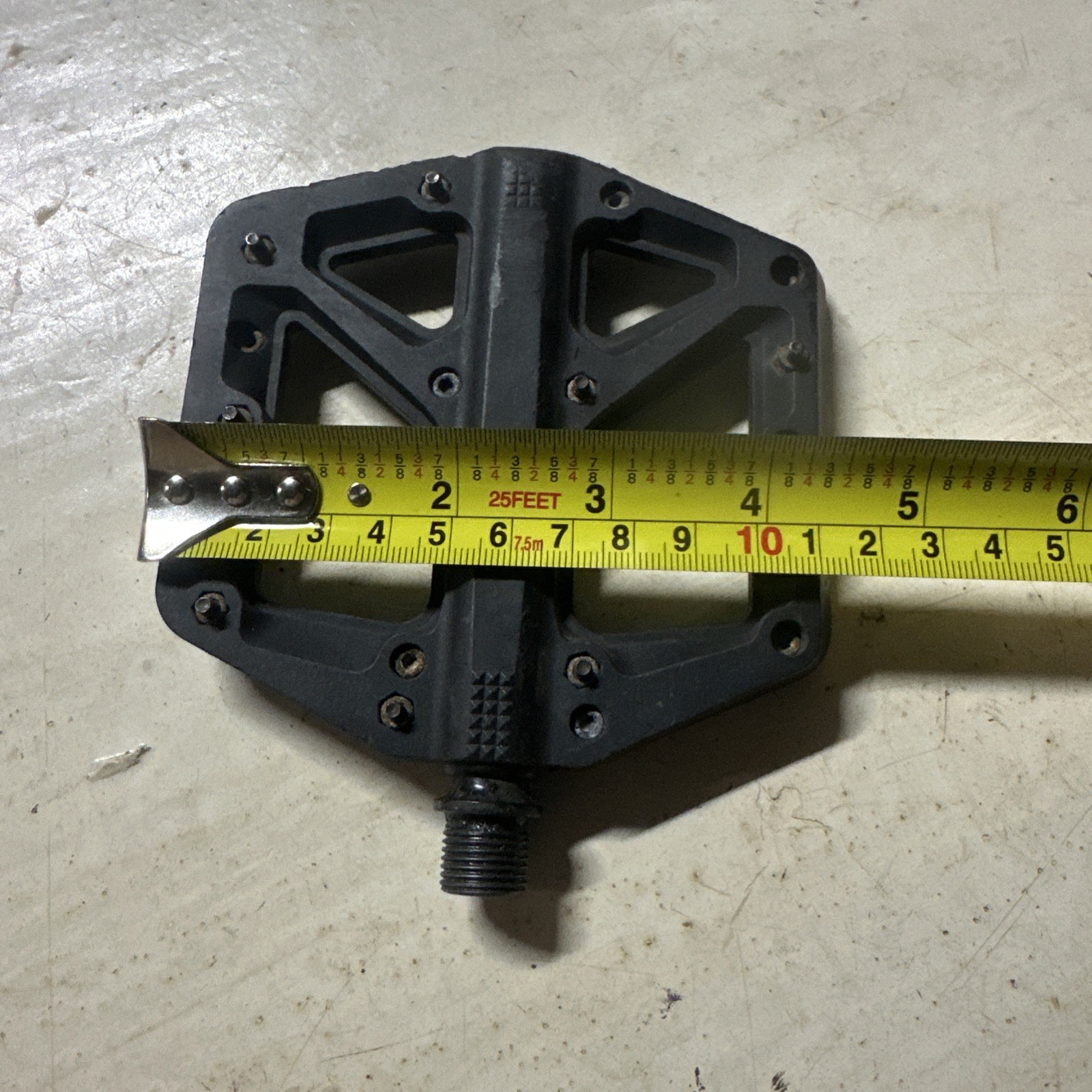 RIGHT Pedal Crank Brothers Stamp 1 Flat Platform Replace Black Mountain Bike Fix