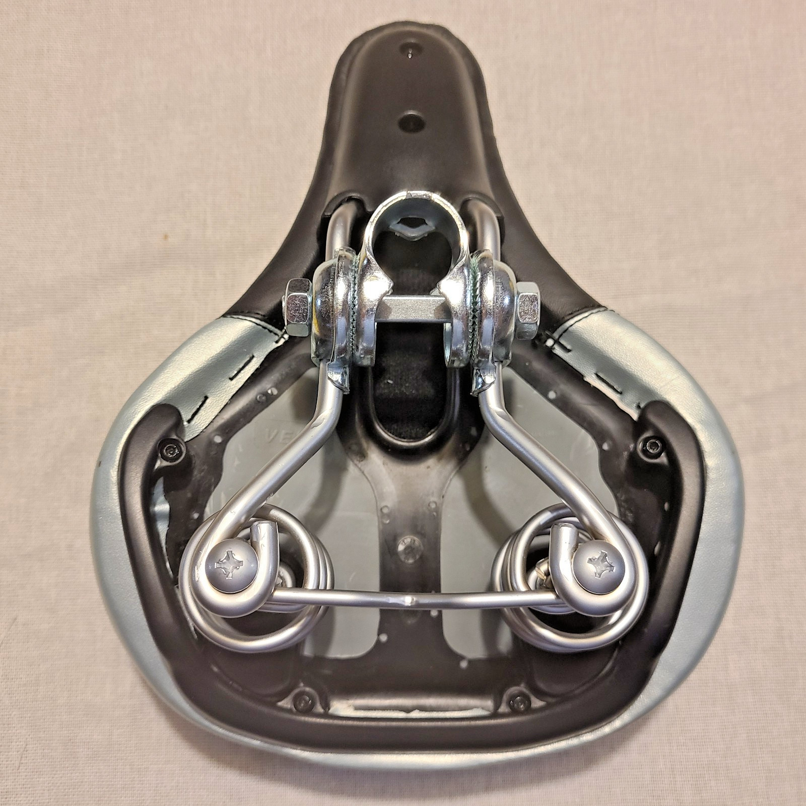 Fuji Velo Comfort Cruiser Bike Saddle Wide Seat Chrome Coil Springs w/ Clamp