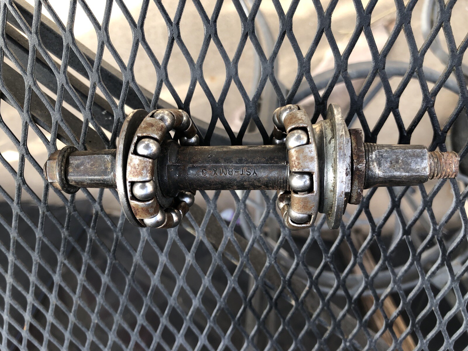 YST bmx bottom bracket American Standard