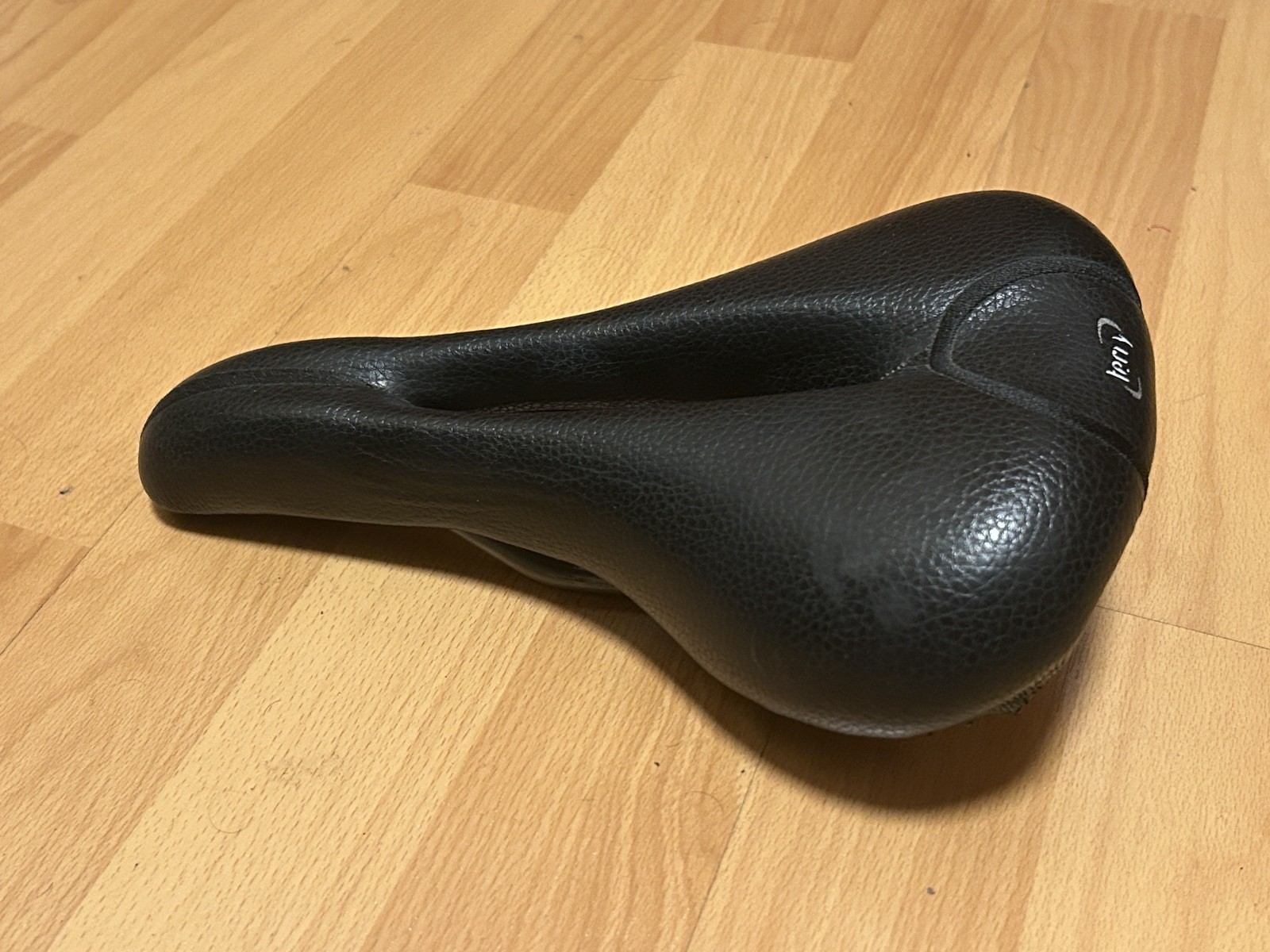 Vintage Terry Fly Cromoly Saddle Cutaway Seat Black Grain Leather Italy Road MTB