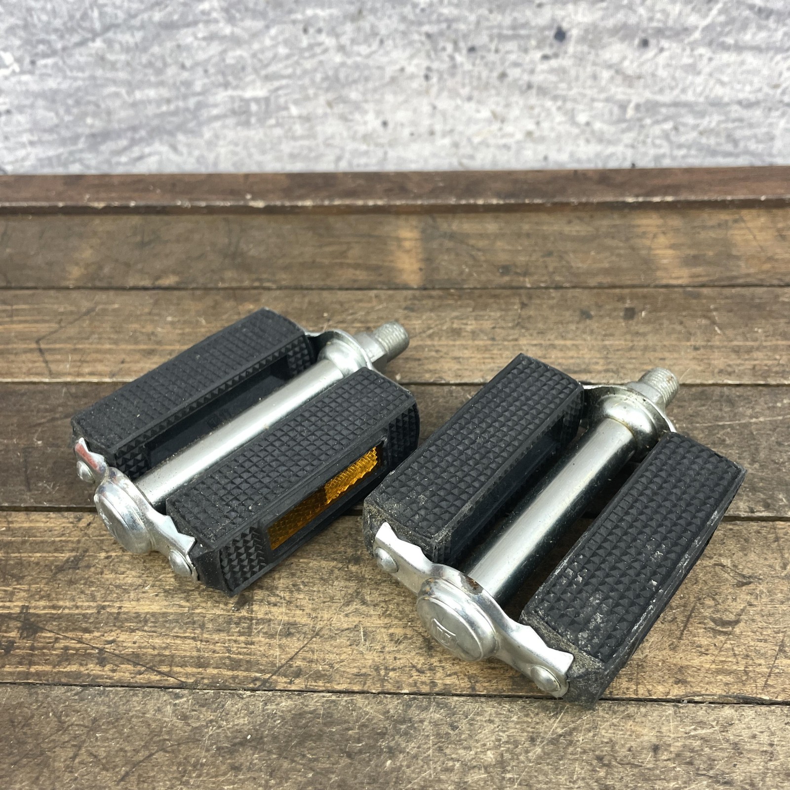 Vintage Union 275 Bike Pedals NOS 1/2 Black Rubber Pair Germany Cruiser