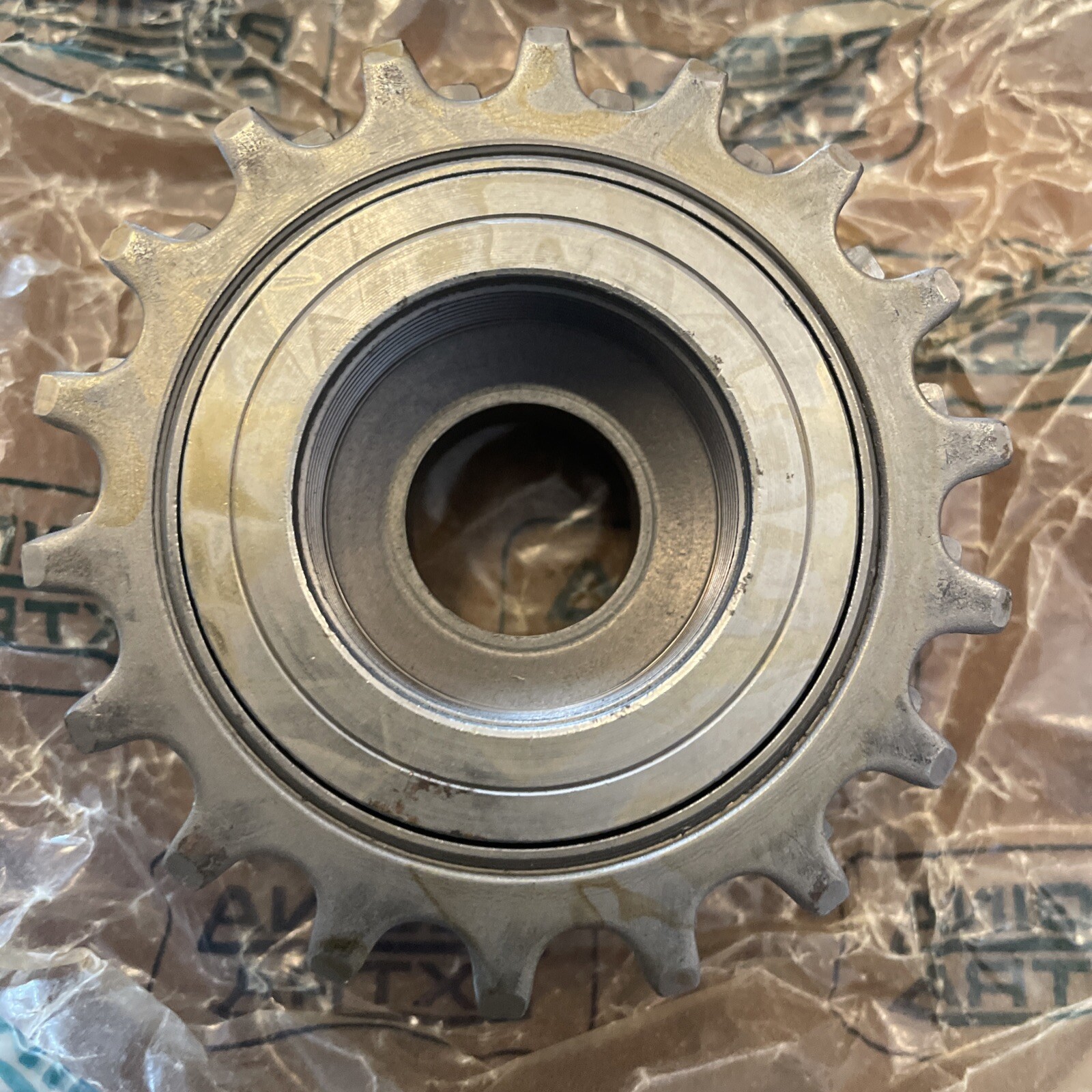 New-in-Box Vintage REGINA CORSA FREEWHEEL 13-18T 6-Speed • English. (NJ)