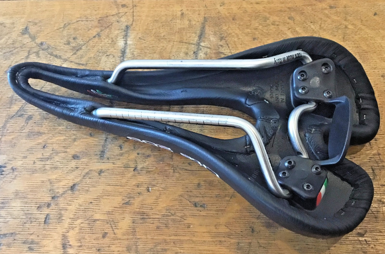 NEW Selle SMP Lite 209 Road Bike Saddle Black Relief Channel 273mmx139mm Italy