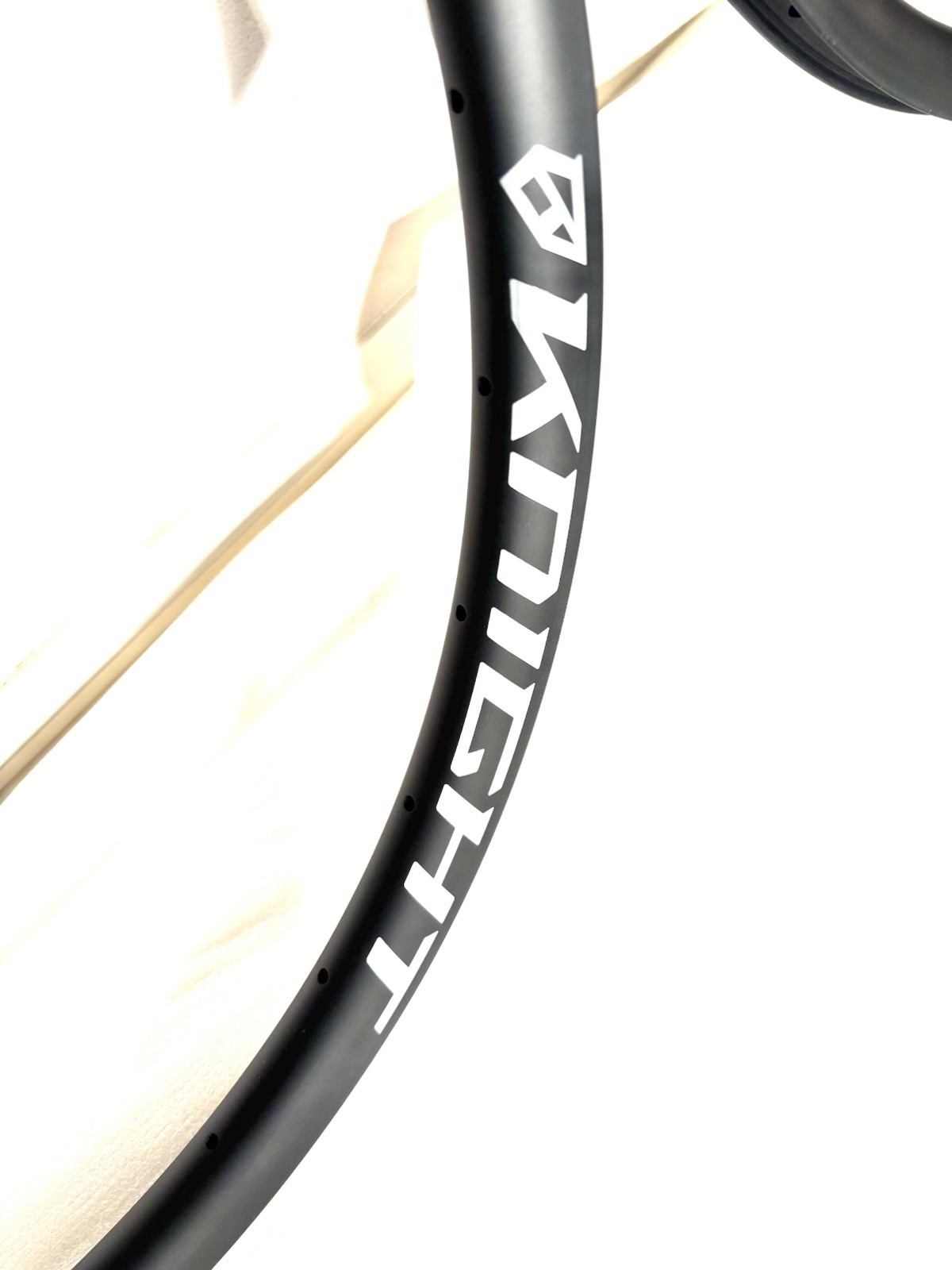 PAIR (2) Knight 35 TLA 700c CARBON AERO DISC 24H ALL/ROAD TUBELESS