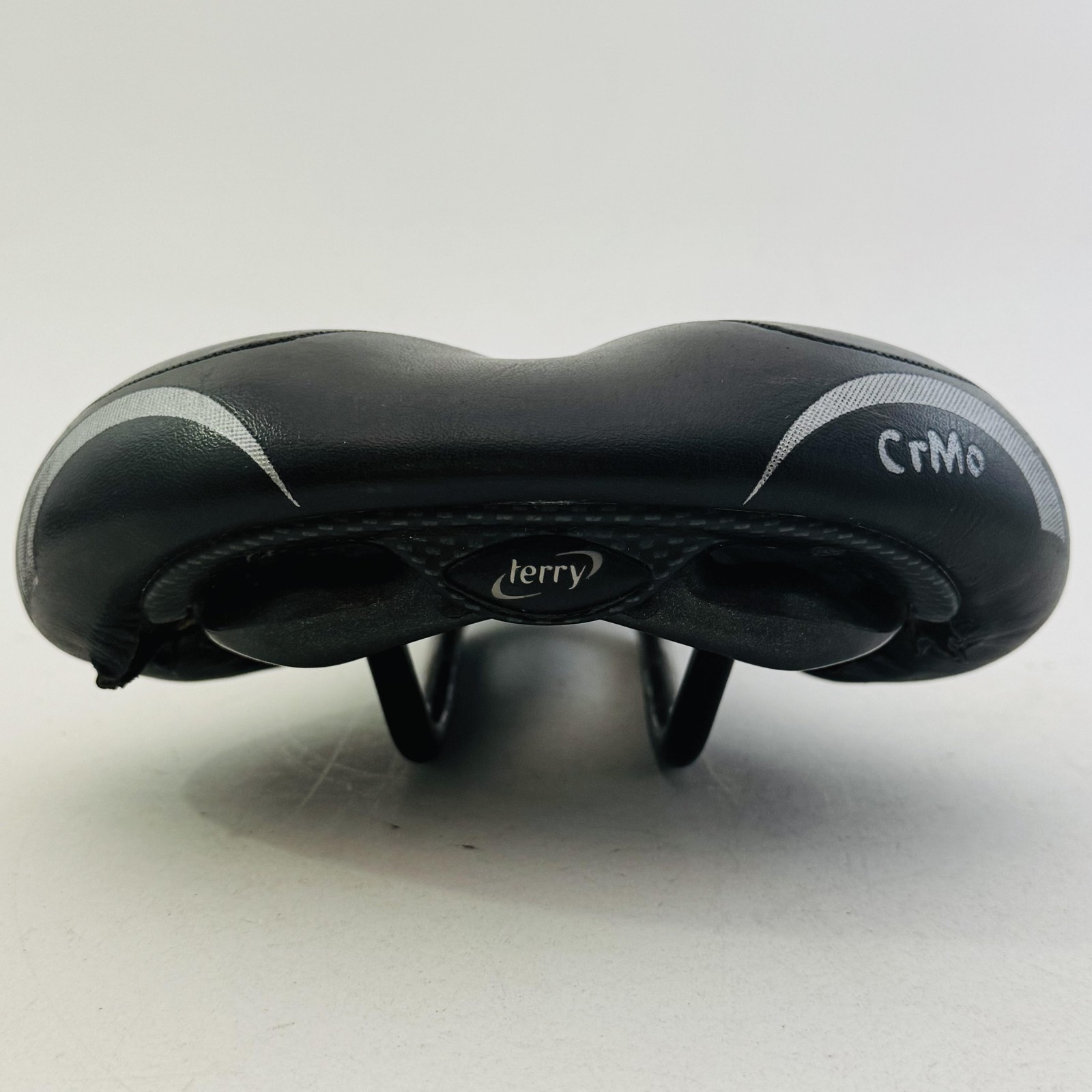 Terry Bicycle Saddle Seat Black Cutaway CrMo Rails Road MTB Hybrid Bike A82