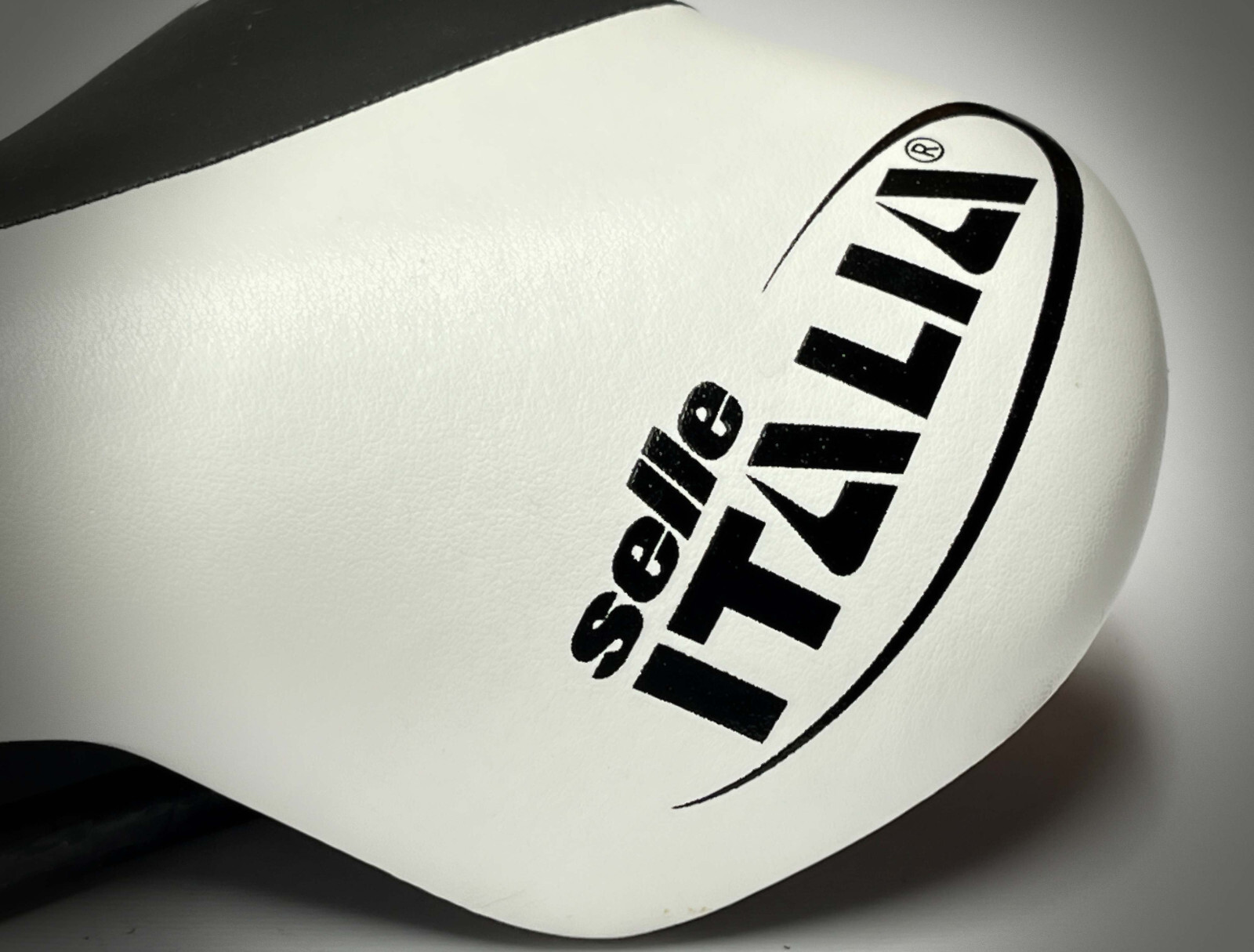 Nos Selle Italia Turbomatic White And Black Leather Saddle Carbon New From 2009
