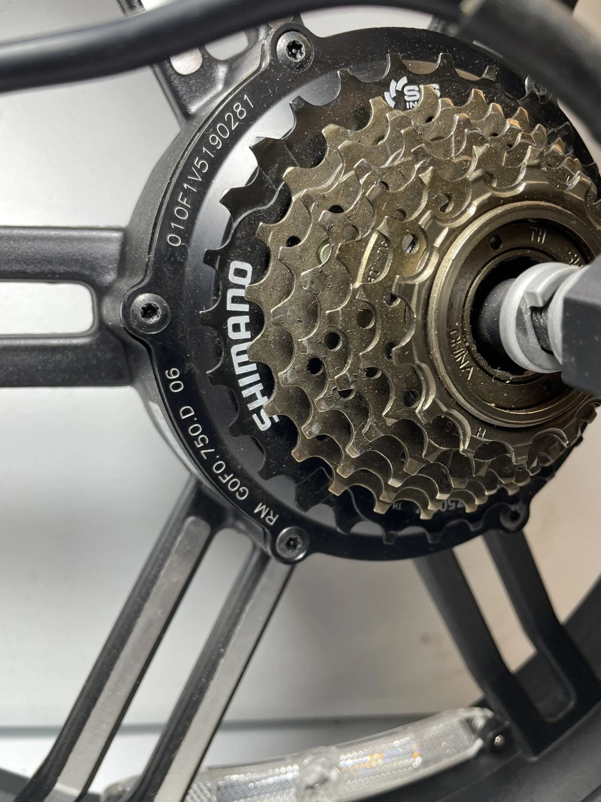 20″X 4″ 750w BAFANG Hub Motor MAG Wheel 175mm, 3 pin plug, screw on freewheel.