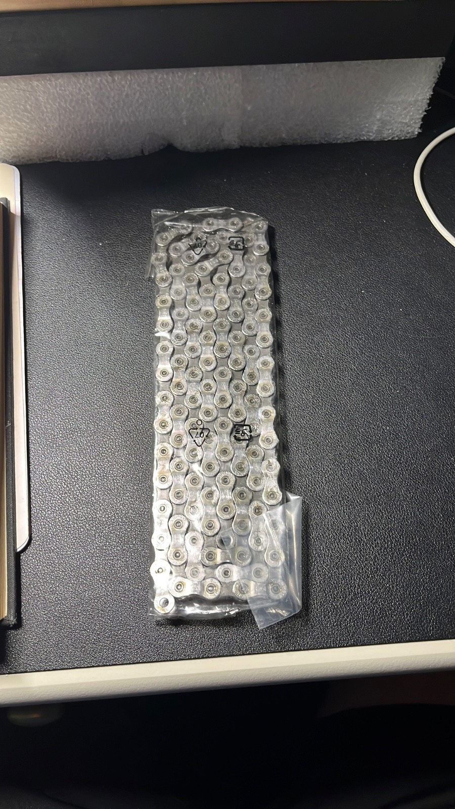 Shimano CN-HG93 Chain 9Speed