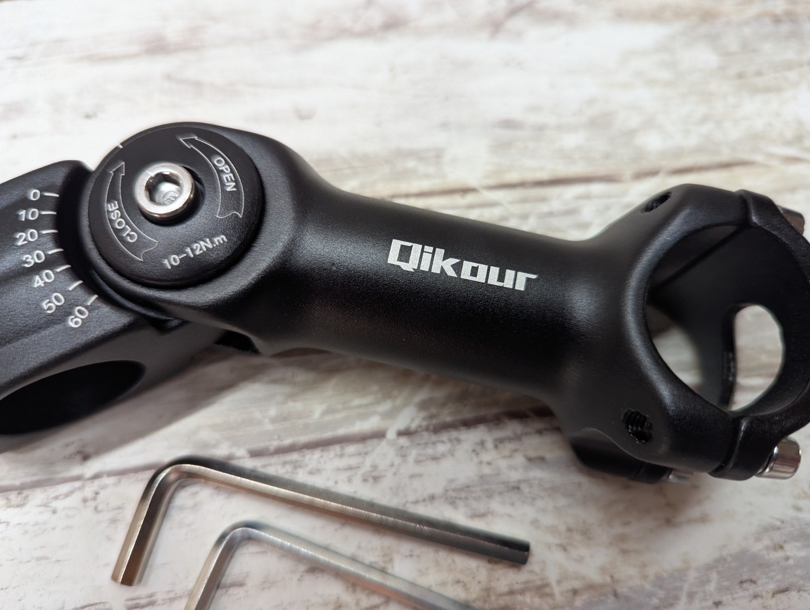 Bike Stem Adjustable 60 Degree 31.8Mm (1-1/4″) / 25.4Mm (1″) Handlebar Stem for