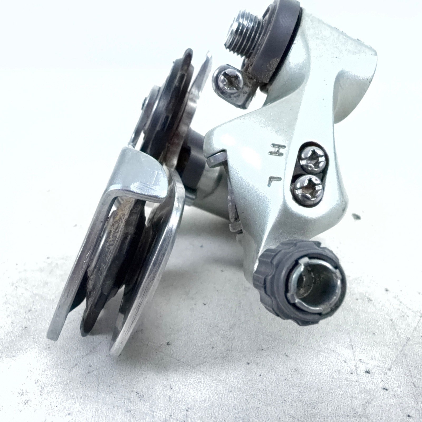 Vintage Shimano 105 Rear Derailleur RD-1056 Short Cage for 8 Speed Double