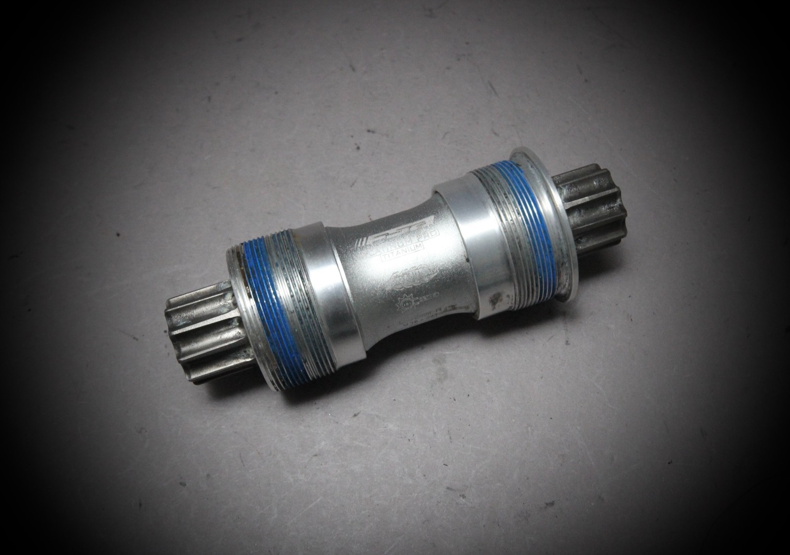 FSA Platinum Pro Titanium ISIS Bottom Bracket / ITA / 109mm / Mega #VELOWIZARD