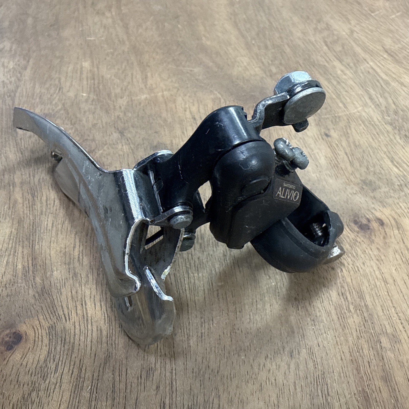 Shimano Triple Front Derailleur 28.6mm Clamp-On FD-MC10 Bottom Pull