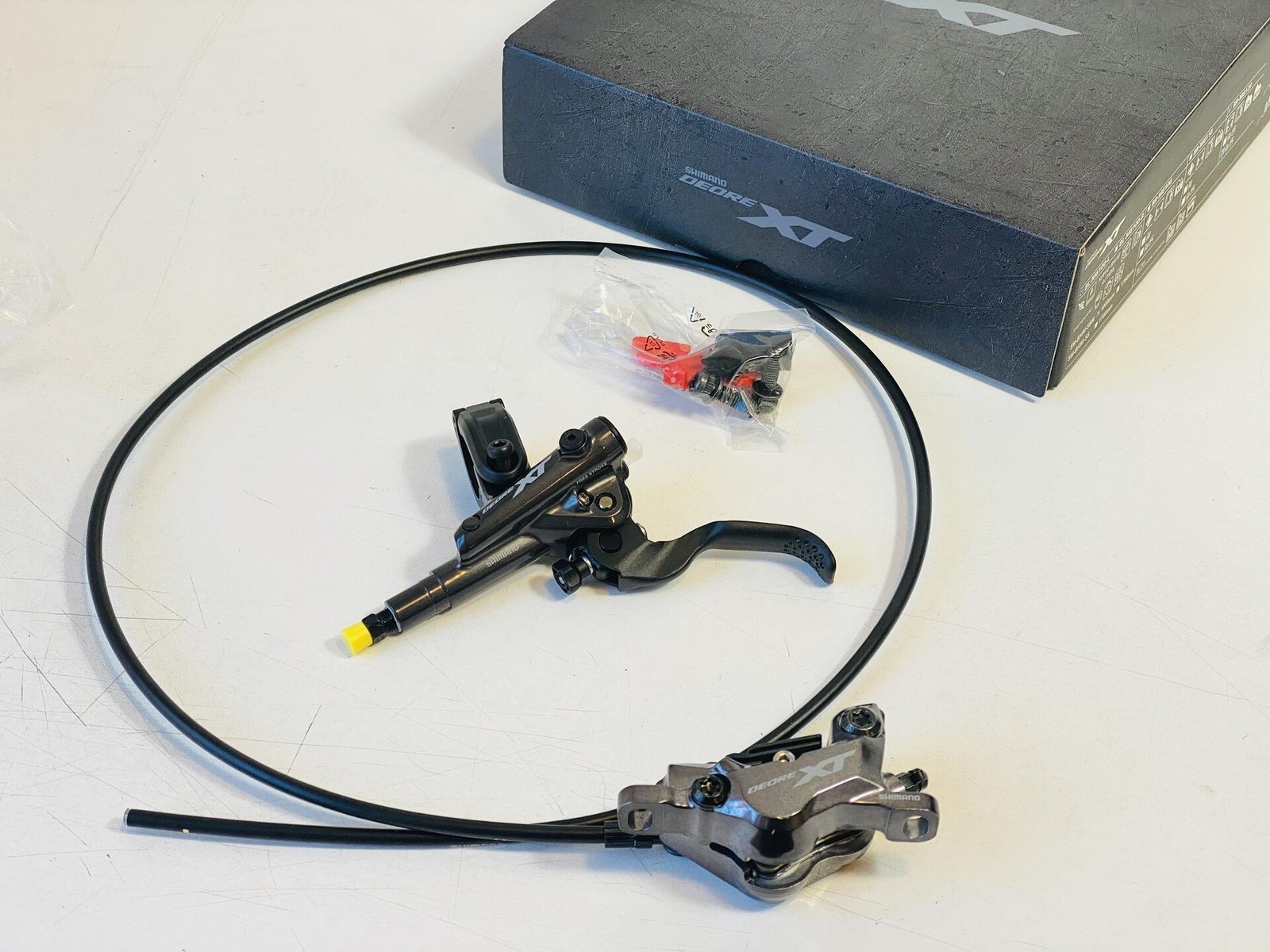 Shimano Deore XT BL-M8100/BR-M8120 Disc Brake and Lever – Front Hydraulic