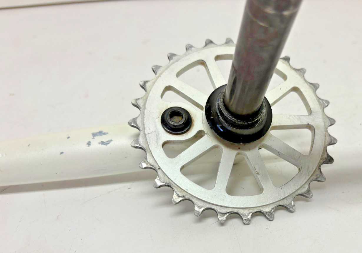 White CrMo 170mm 3-Piece BMX Crankset 28-Tooth Chainring Satisfaction Guaranteed