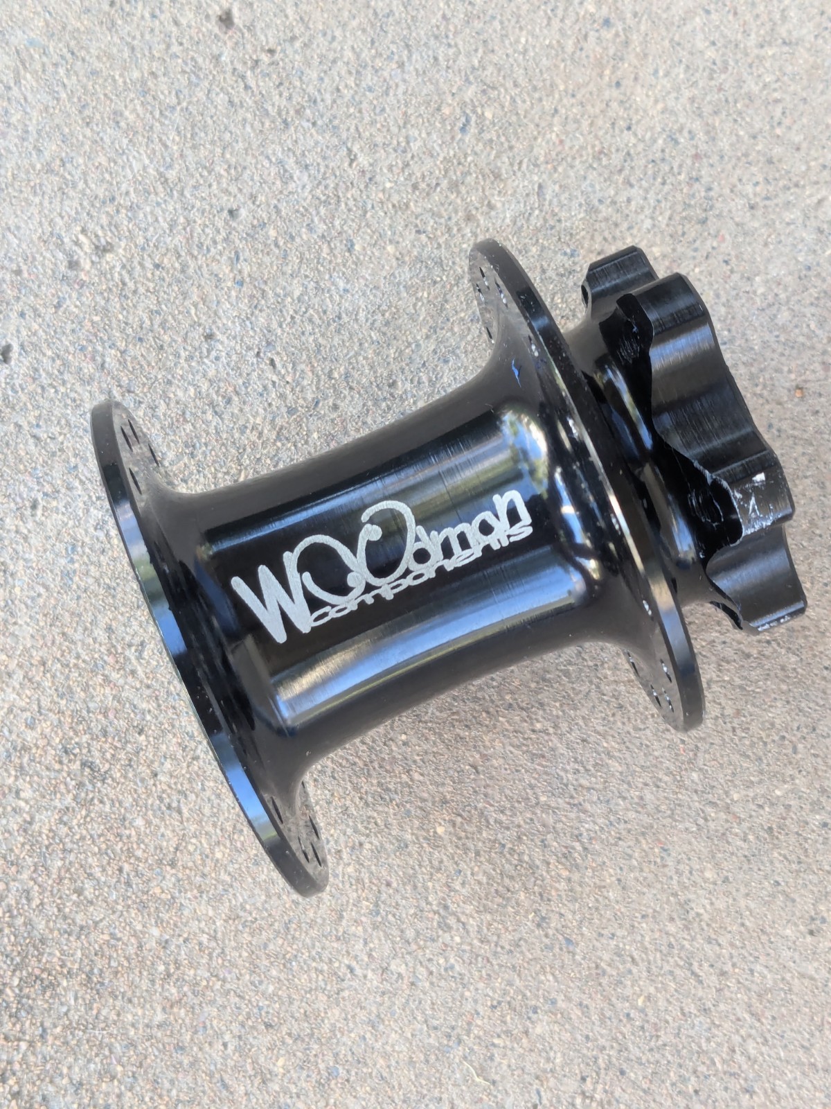 Woodman Lefty Hub 75 mm Wide 32 Hole MTB Mountain Bike Disk Nice
