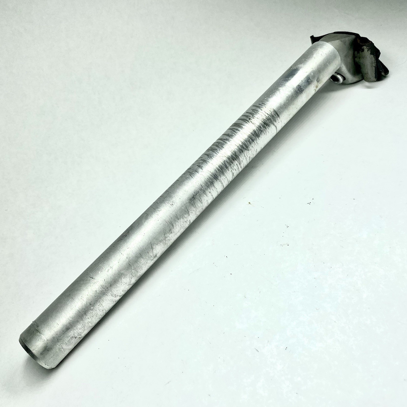 Kalloy Aluminum Seatpost 26.0mm x 275mm Single Bolt Vintage MTB Trek