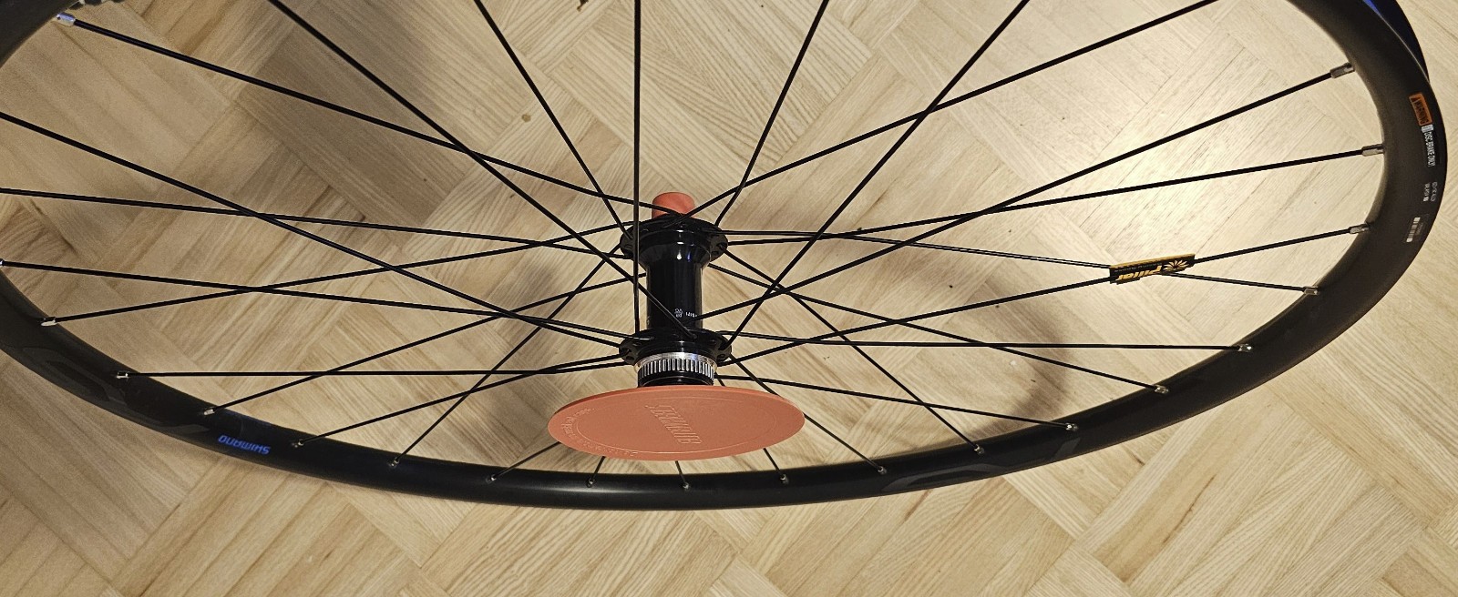 * Shimano WH-RS370-TL Wheelset – 28″ | Centerlock – 12x100mm | 12x142mm HG-EV
