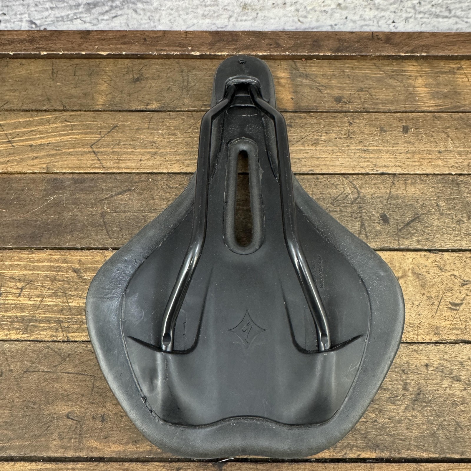 Specialized Riva Body Geometry Bicycle Saddle Seat Black 142mm 365g Womens Bike